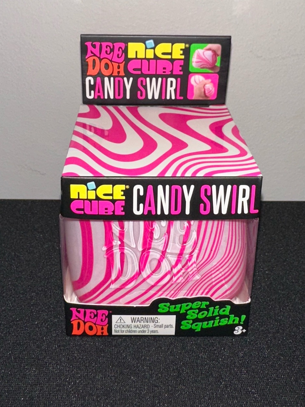 Candy Cane Swirl NeeDoh Nice Cube NIB